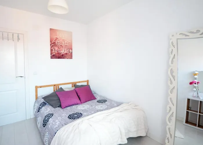 Modern Apartment In Valencia