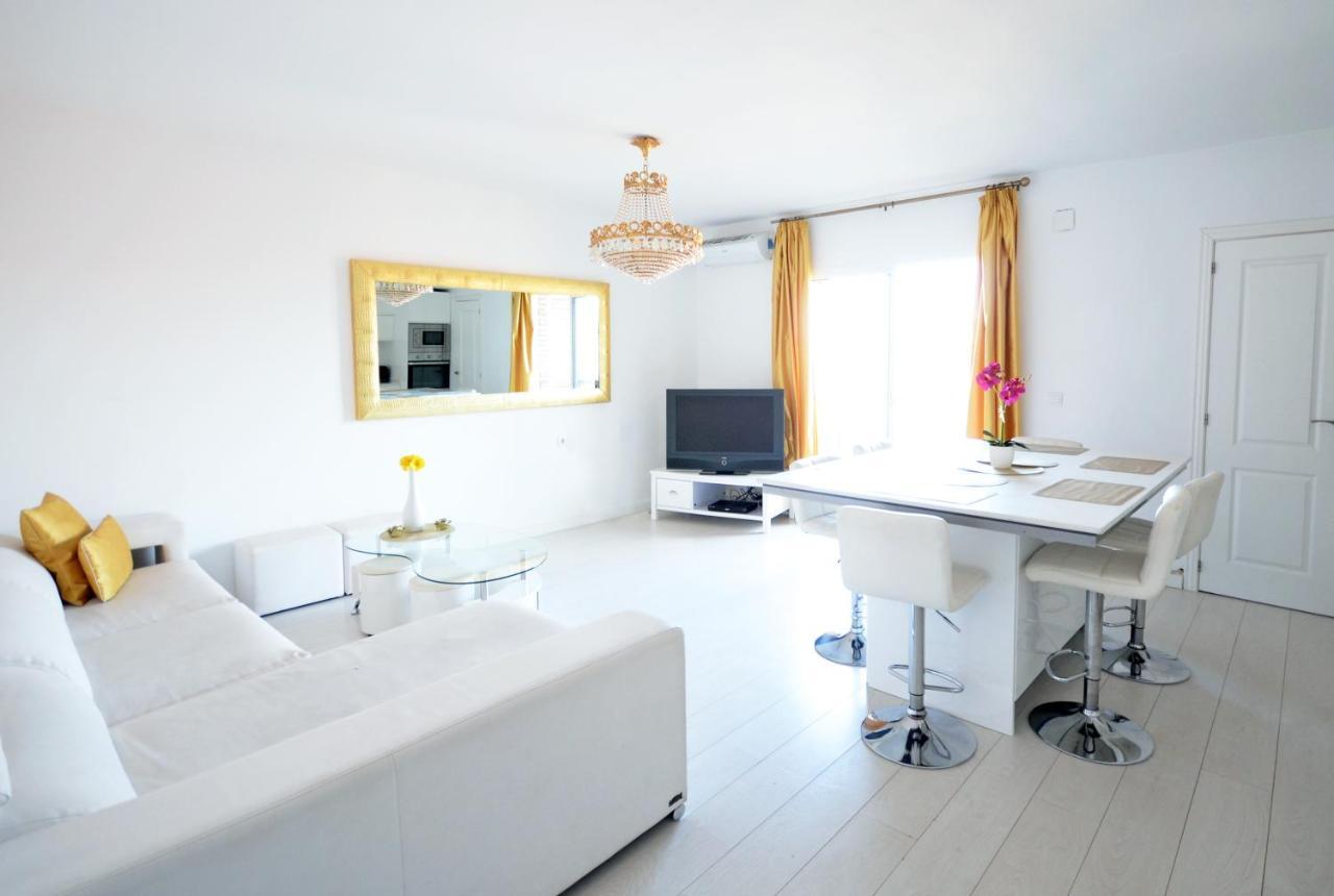 Appartamento Modern In Valenza